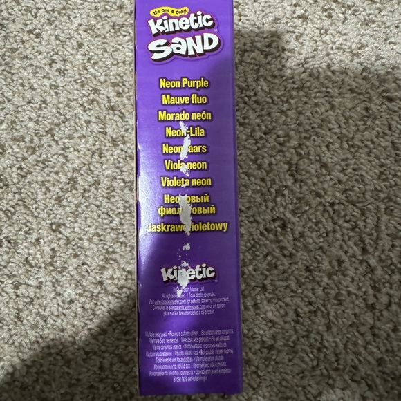 Kinetic Sand - Neon Purple - Picture 7 of 7